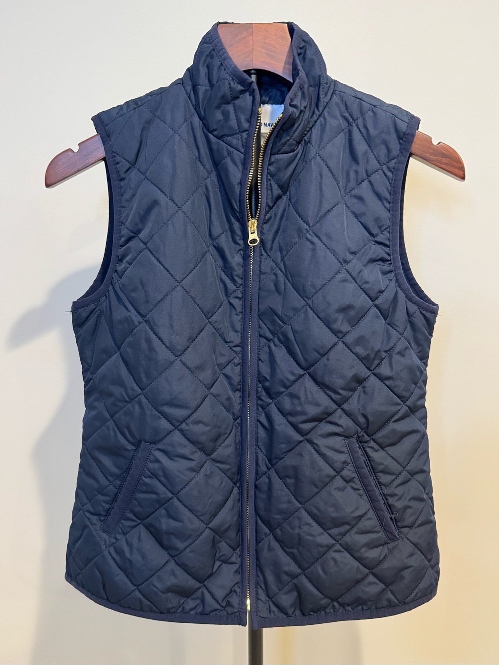 Old Navy Women's Navy Blue Quilted Sleeveless Vest Gold Zipper Puffer Vest XS